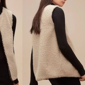 Aritzia Wilfred Chatou Vest Faux Sherpa Teddy